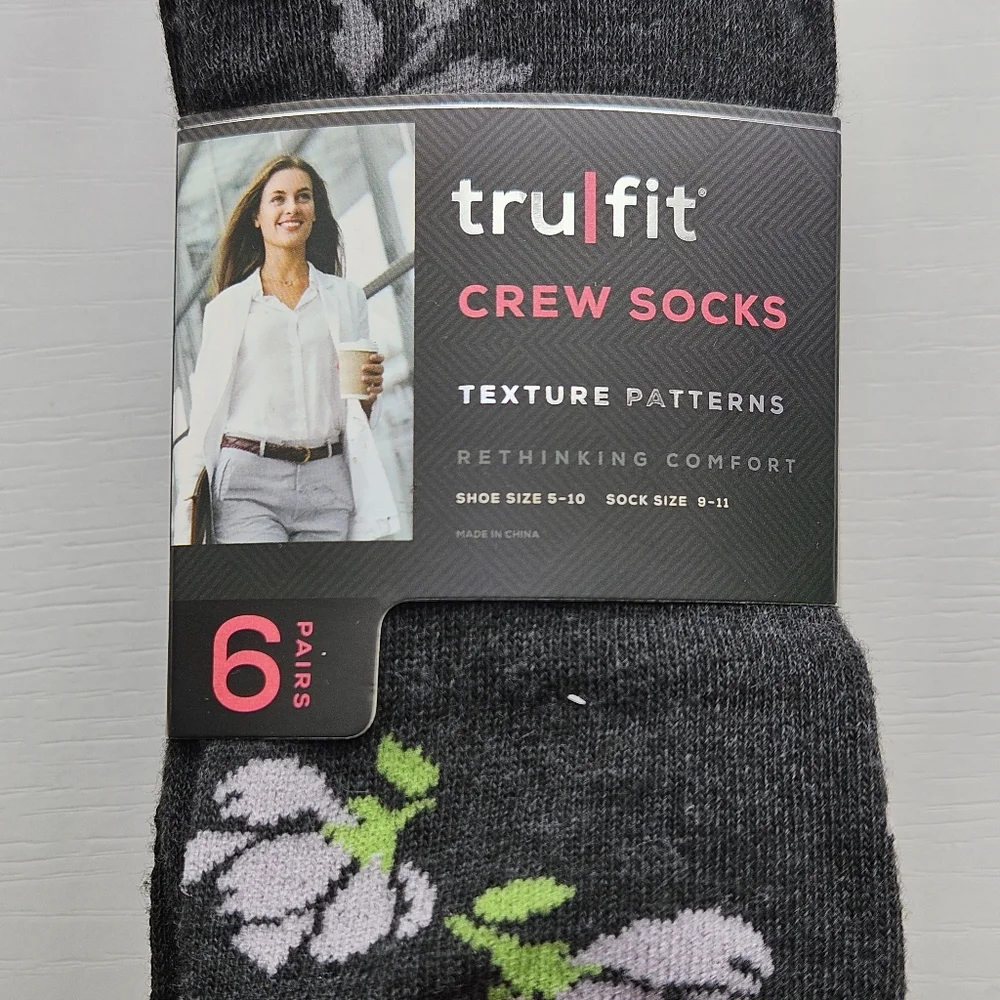 Tru/fit Black Crew Socks with Floral Pattern, 6 Pairs - Picture 2 of 5